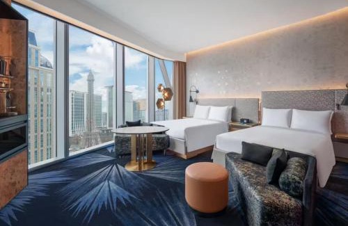Zhujiang New Town Apartment | 曼笛国际酒店公寓广州珠江新城店