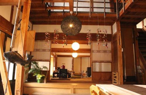 Motosu Villa | 百笑宿場couch