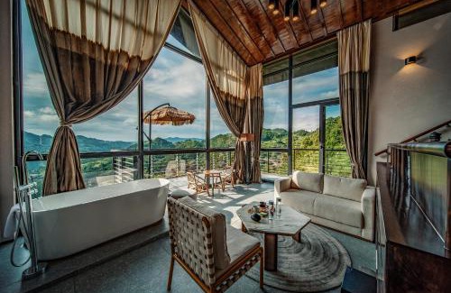 Qiandongnan Hotel | 西江龙塘山房度假酒店