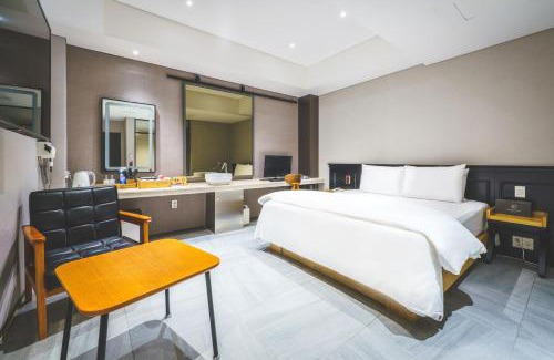 Gamsam-dong Hotel | 대구 체리쉬호텔 죽전역점