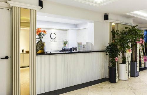 Yeongtong-gu Hotel | 호텔 1가