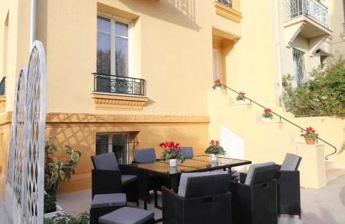 Mantega House | 06BO Charming Nice house for 6 people - terrace - parking