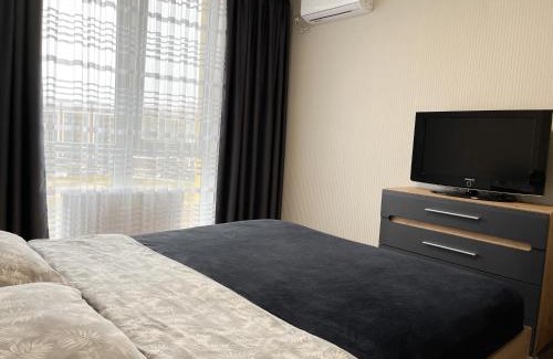 Lesniki Apartment | 093 квартира ЖК Щасливий, укриття в комплексі