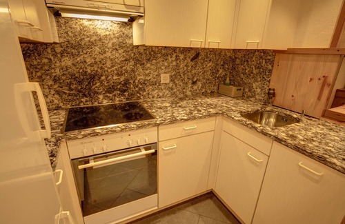 Silvaplana Apartment | 1 1/2-room flat with mountain view on the 2nd floor