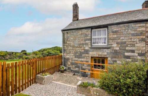 Morwenstow House | 1 Bed in Bude 43697