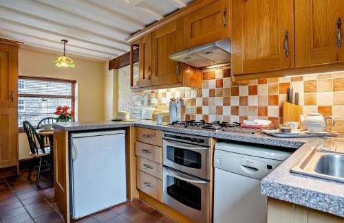 Bwlch House | 1 Bed in Bwlch BN367