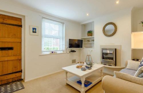 Meads House | 1 Bed in Eastbourne EHC45