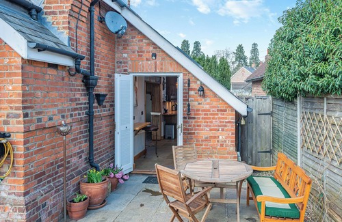 Quendon Cottage | 1 bedroom accommodation in Rickling Green, near Saffron Walden