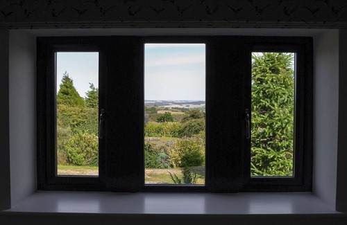 Grange Moor Cottage | 1 bedroom accommodation in Shelley, near Huddersfield