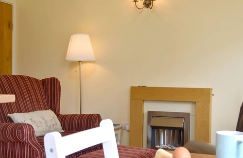 Malmesbury Cottage | 1 bedroom accommodation in Corston, near Malmesbury