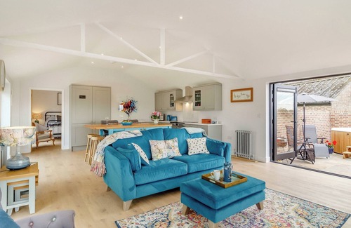 Stowmarket Cottage | 1 bedroom accommodation in Stowupland, near Stowmarket