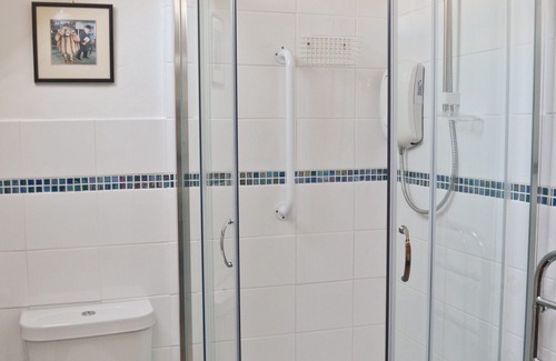 Holford Cottage | 1 bedroom accommodation in Holford, near Bridgwater