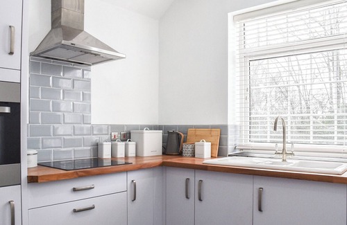 Kidwelly Cottage | 1 bedroom accommodation in Kidwelly
