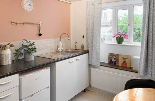 Wadeford Cottage | 1 bedroom accommodation in Chard