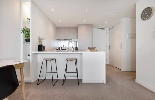 Cremorne Apartment | 1 bedroom apartment close to MCG!