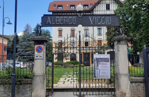 Viggiu Apartment | 1 bedroom apartment in viggiù
