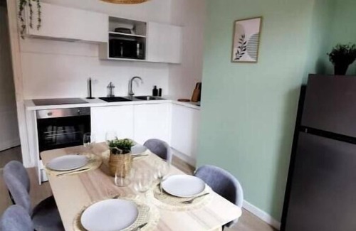 Loison-sous-Lens Apartment | 1 Bedroom Apartment in Lens