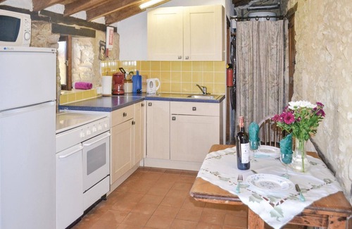 Eymet House | 1 bedroom awesome home in Eymet