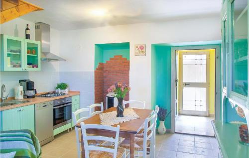 Cokuni House | 1 Bedroom Cozy Home In Krnica