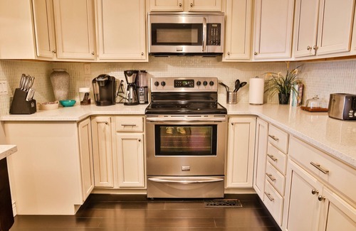 Defiance Apartment | 1 Bedroom Loft in Downtown Defiance!