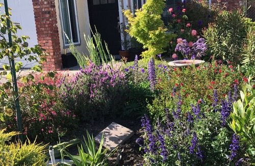 Pinole House | 1-bedroom vacation studio just 15 minutes from San Francisco Bay