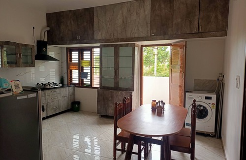 Mysore House | 1 BK Pleasant place 4 Families, Friends, Couples, with free parking.