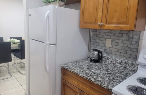 Downtown Fort Lauderdale Apartment | 1 BR Apt. Awesome Location. Near FLL Beach and Las Olas