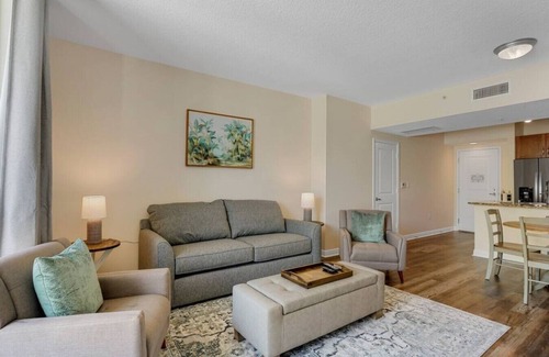 Boynton Beach Condo | 1 BR King- Rooftop Pool close to beach Casa Costa
