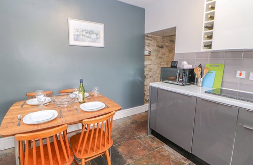 Cowshill Cottage | 1 BRAESIDE, pet friendly, character holiday cottage in Wearhead