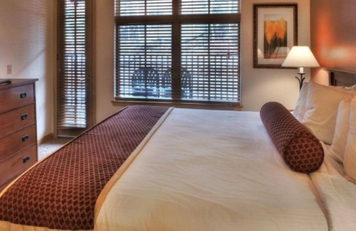 Four O'Clock Condo | 1 BRM luxury SKI-IN condo. Amenity rich resort. Avail for Spring Beak 3/29- 4/5