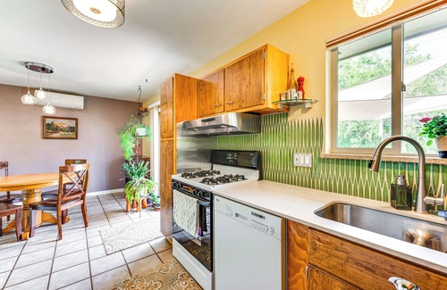 Baseline Sub House | < 1 Mi to CU Boulder: Home w/Fenced Yard!