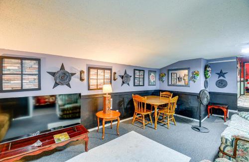 Matewan Apartment | 1 Mi to Hatfield-McCoy Trails Apt in Matewan