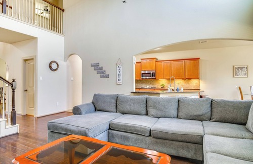 Conroe House | < 1 Mi to Lake Conroe: Home w/Furnished Patio!