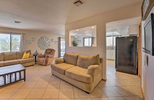 Lake Havasu City Cottage | 1 Mi to Lake Havasu: Home w/Pool