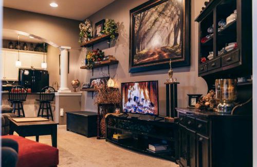 New Holland Apartment | 1 Mi to Shops and Eats on Main St New Holland Abode