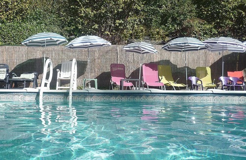 Vernoux-en-Gatine Cottage | 1 of 3 Gites set in 2 lovely acres-Pool-Games field -Wifi-lots to see/do nearby