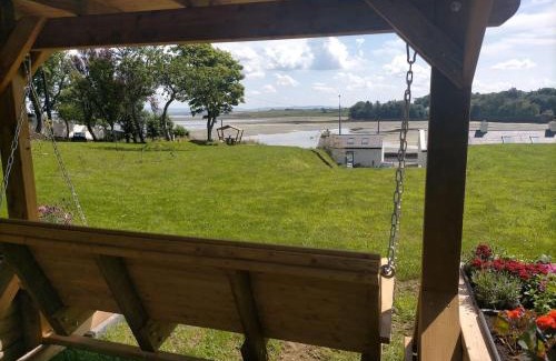 Killala House | 1 Quay Cottages Relaxing 3 bedroom on Sea-Front