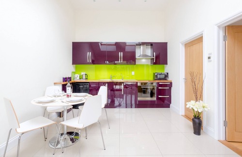 Knodishall Apartment | 1 Suffolk Cottage - sleeps 4 guests in 2 bedrooms