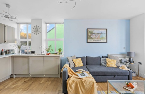 Torcross Apartment | 10 At The Beach, Torcross - an apartment that sleeps 6 guests in 2 bedrooms