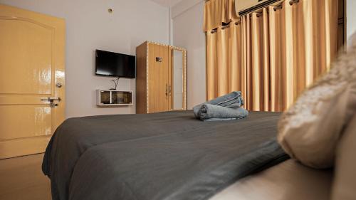 Sigra Apartment | 10 Ideal Luxury Stay AC 2BHK