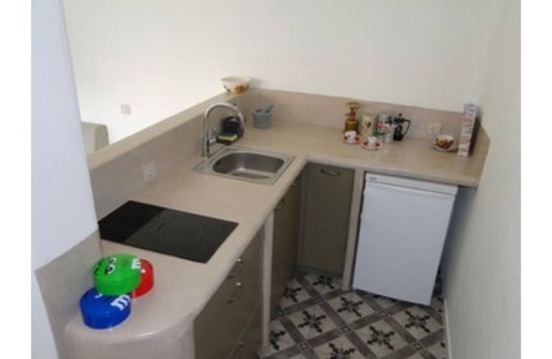 Perissa House | 10 meters from the Beach!