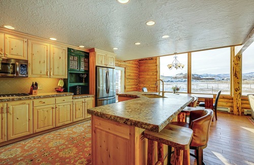 North Snyderville Basin House | 10 Mi to Deer Valley: Mtn-View Gem w/Game Room