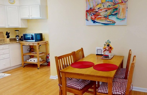 Kure Beach House | 10% Off Aug + Sept! Adorable Beach Cottage,1 Block from Kure Beach Pier, Dog Friendly, Fenced