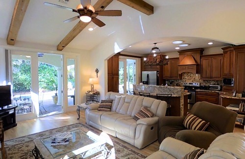Indian River Shores House | 10% Off Summer & Fall! Casa Maria Beach & Pool Paradise