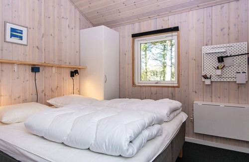 Trend House | 10 person holiday home in Løgstør
