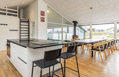 Grønhøj House | 10 person holiday home in Løkken-By Traum