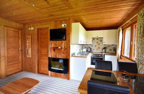 Combpyne House | 10 Pinewood Retreat