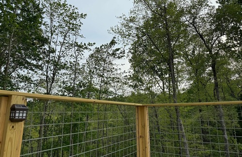 Horse Cave Apartment | 10 point landing: Mammoth Cave Glamping Sublimity