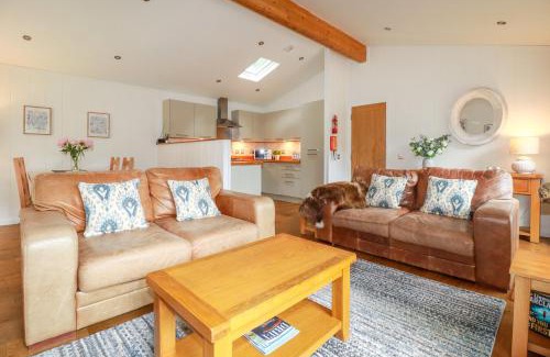 Looe House | 10 Water's Edge