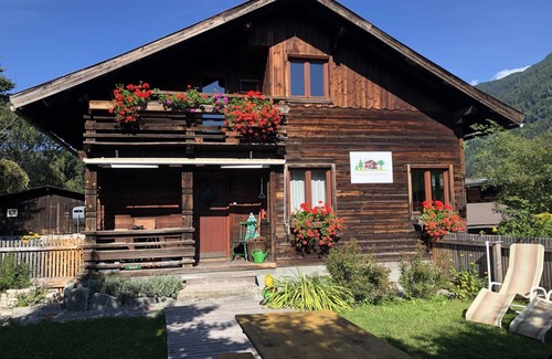 Oetztal-Bahnhof Apartment | 100 m² Apartment ∙ 3 bedrooms ∙ 8 guests